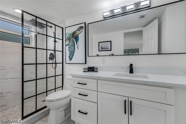 960 7th ST S 105, Naples, FL 34102