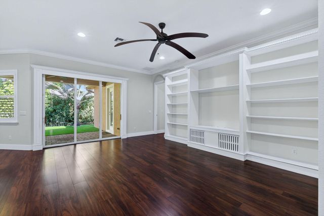 12077 Aviles Circle, Palm Beach Gardens, FL 33418