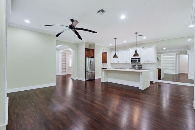 12077 Aviles Circle, Palm Beach Gardens, FL 33418