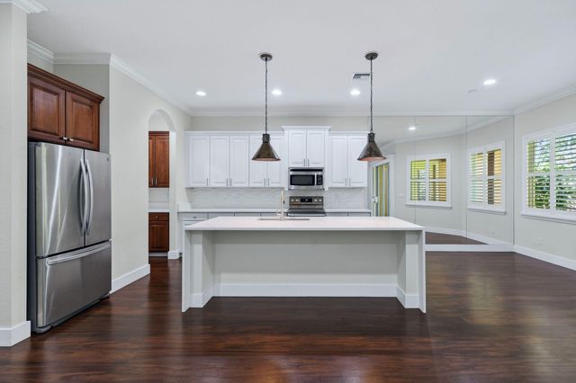 12077 Aviles Circle, Palm Beach Gardens, FL 33418