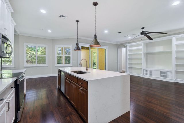 12077 Aviles Circle, Palm Beach Gardens, FL 33418
