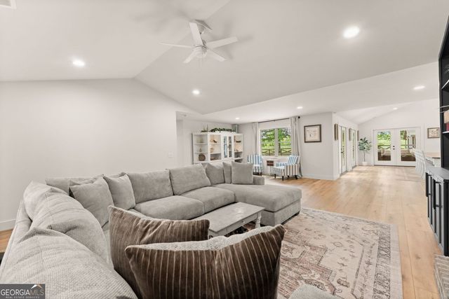298 P J Roberts Road, Jefferson, GA 30549