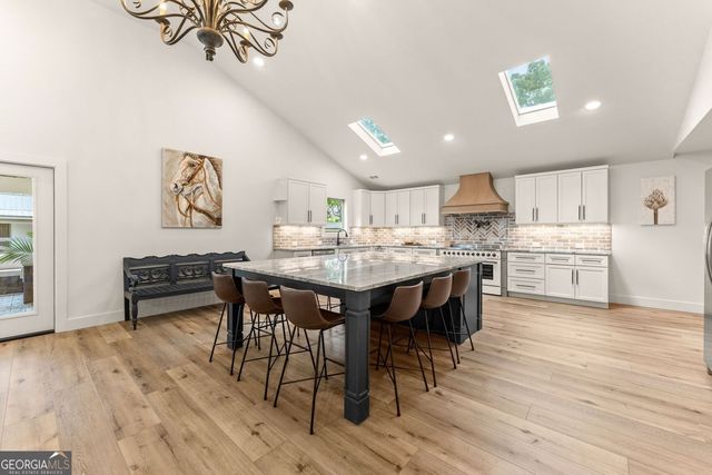 298 P J Roberts Road, Jefferson, GA 30549