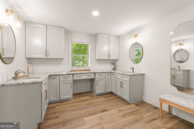 298 P J Roberts Road, Jefferson, GA 30549