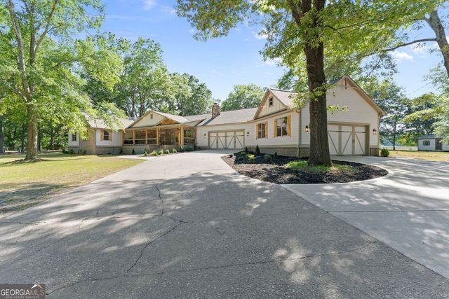 298 P J Roberts Road, Jefferson, GA 30549