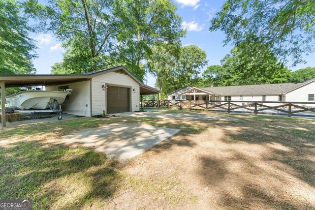 298 P J Roberts Road, Jefferson, GA 30549