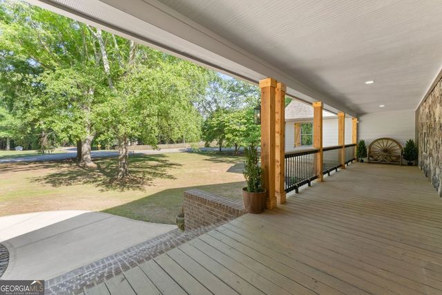 298 P J Roberts Road, Jefferson, GA 30549