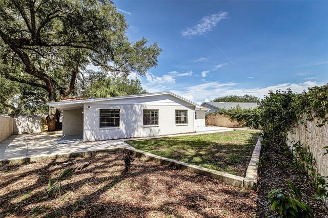 527 PRINCESS PLACE, Lakeland, FL 33803
