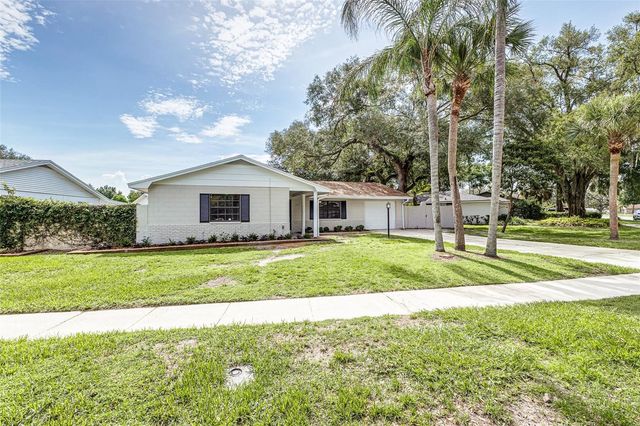527 PRINCESS PLACE, Lakeland, FL 33803