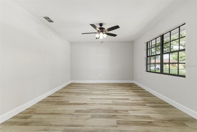 527 PRINCESS PLACE, Lakeland, FL 33803