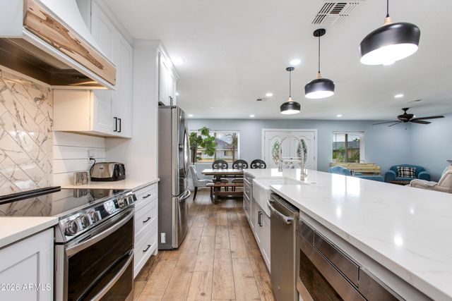 3818 N 32ND Place, Phoenix, AZ 85018