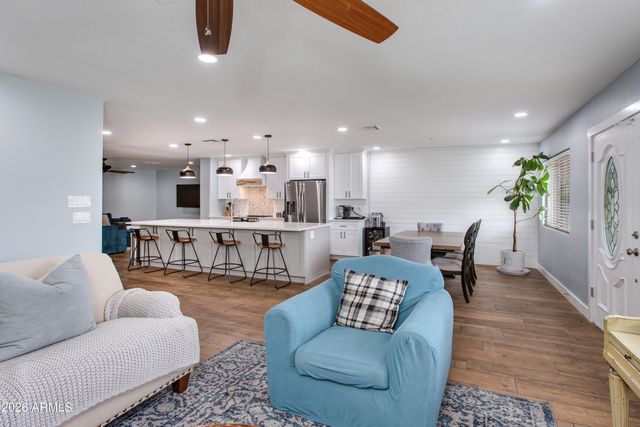 3818 N 32ND Place, Phoenix, AZ 85018