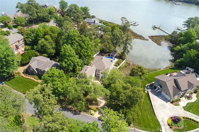 924 Enfield CHSE, Virginia Beach, VA 23452
