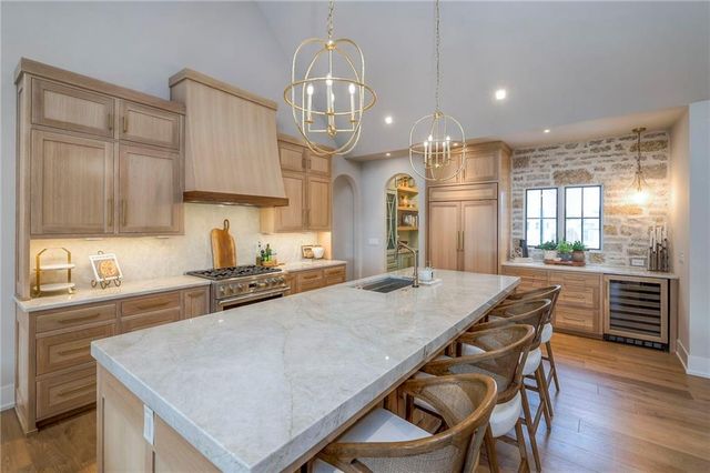 6009 NW 58th Street, Kansas City, MO 64151