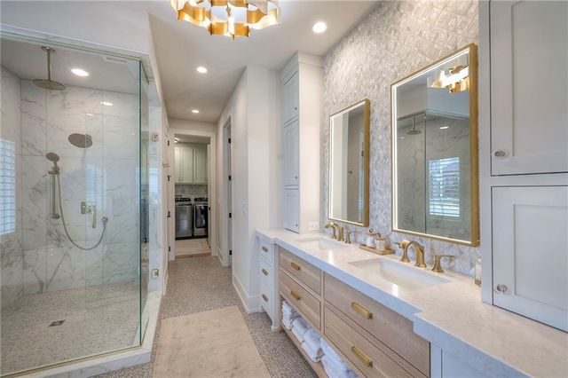 6009 NW 58th Street, Kansas City, MO 64151