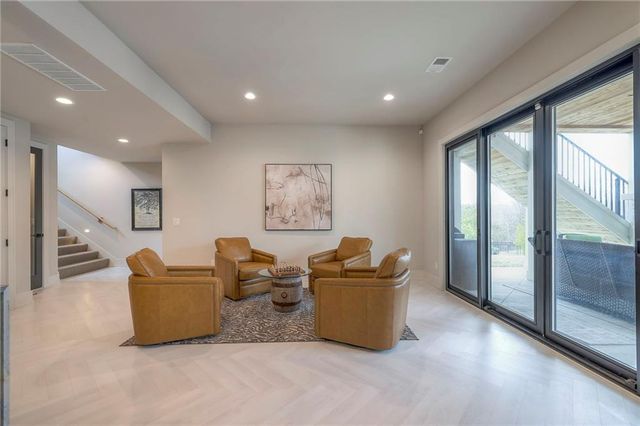 6009 NW 58th Street, Kansas City, MO 64151