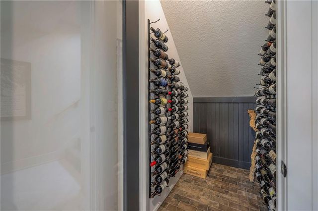 6009 NW 58th Street, Kansas City, MO 64151