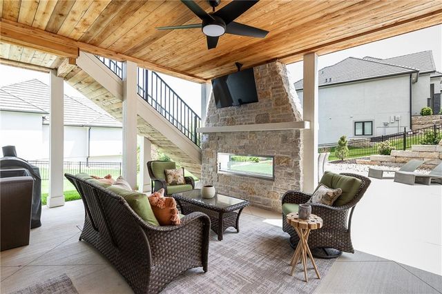 6009 NW 58th Street, Kansas City, MO 64151