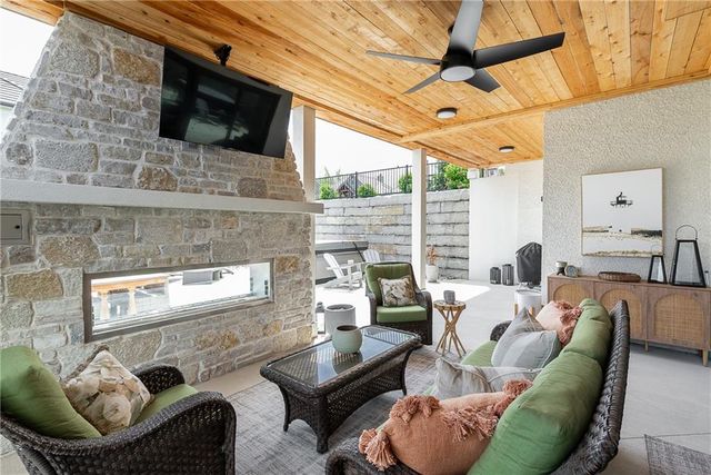 6009 NW 58th Street, Kansas City, MO 64151