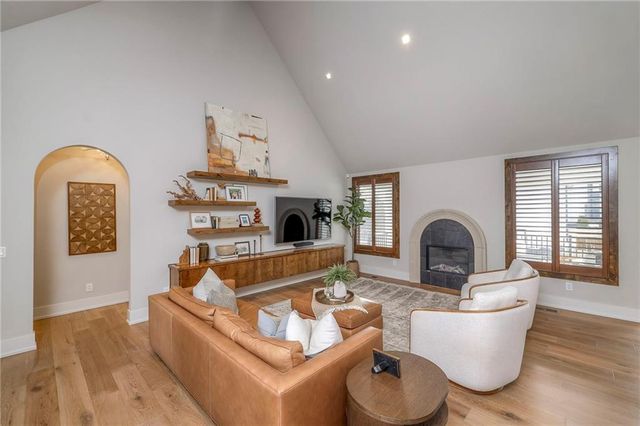 6009 NW 58th Street, Kansas City, MO 64151