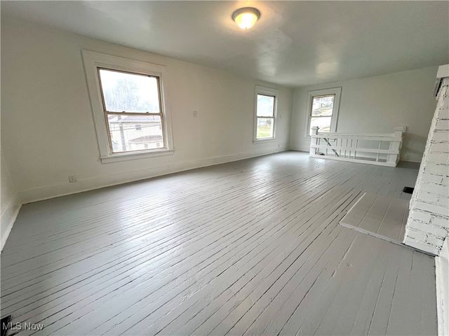 208 Hudson Ave., Weirton, WV 26062