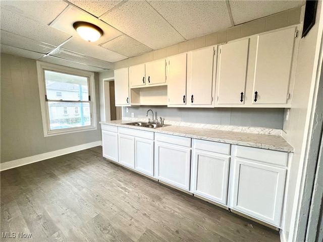 208 Hudson Ave., Weirton, WV 26062