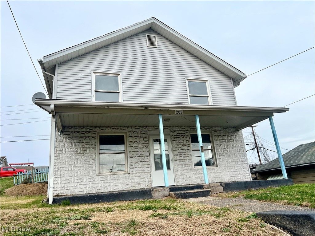 208 Hudson Ave., Weirton, WV 26062