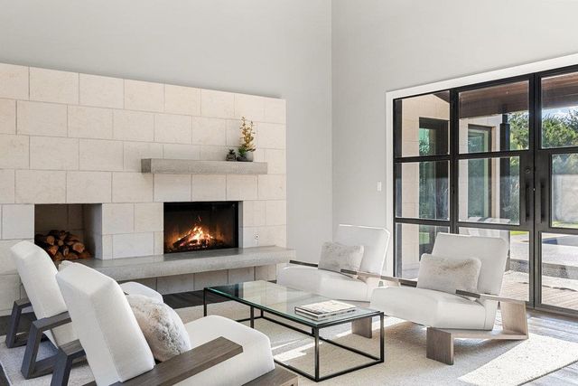 9600 Veletta PL, Austin, TX 78735