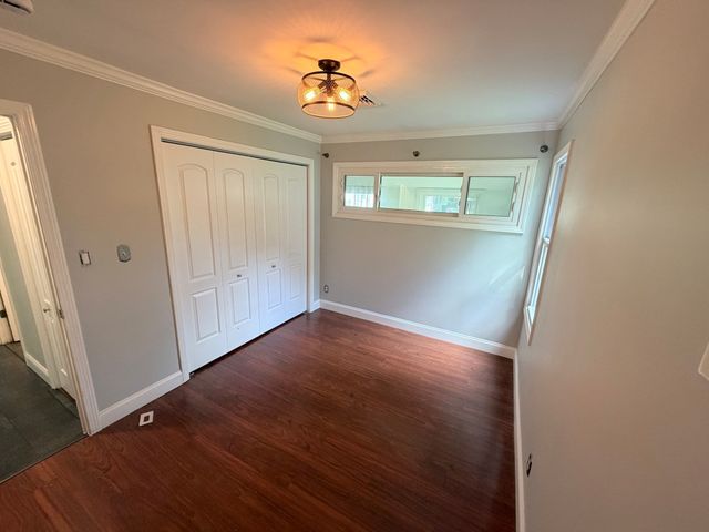 33 Sherry Street, Northbridge, MA 01534