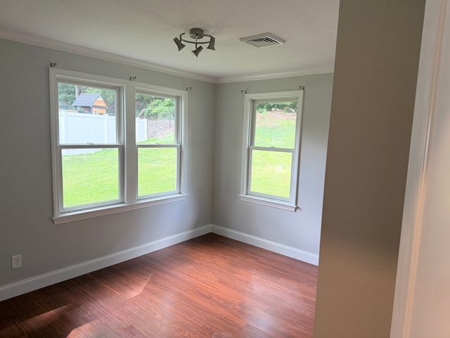 33 Sherry Street, Northbridge, MA 01534