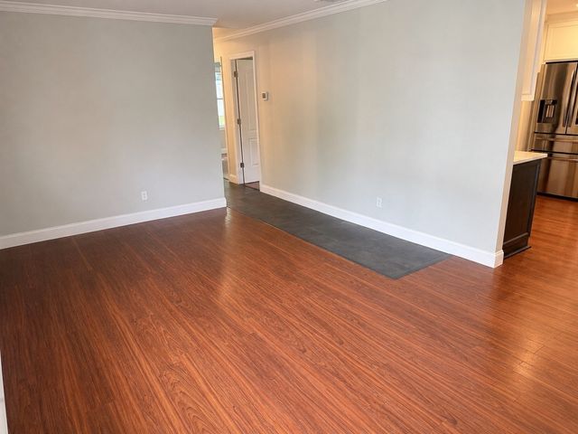 33 Sherry Street, Northbridge, MA 01534