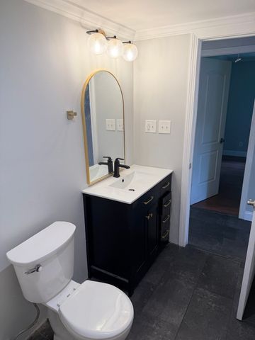 33 Sherry Street, Northbridge, MA 01534
