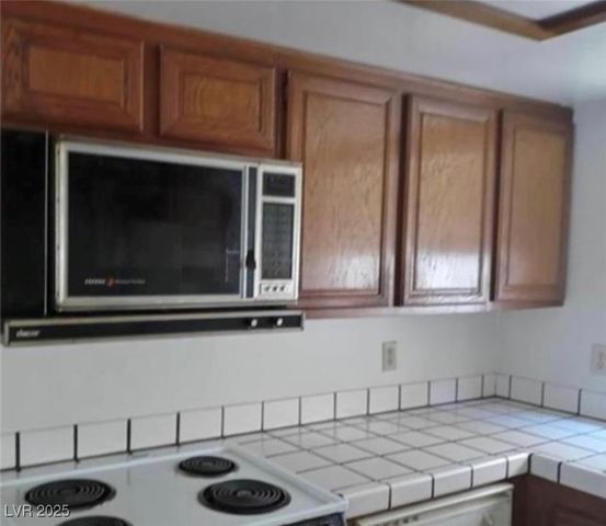 4453 Alto Verde Drive, Las Vegas, NV 89119