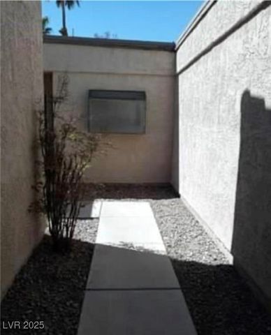 4453 Alto Verde Drive, Las Vegas, NV 89119