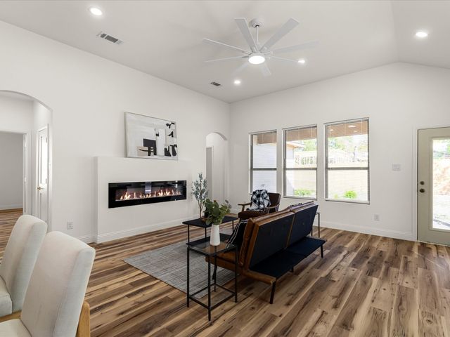 3735 Ada Avenue, Fort Worth, TX 76105