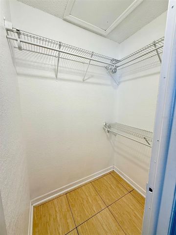 908 TUCKER AVENUE, Orlando, FL 32807