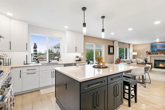 20024 SE 260th Place, Covington, WA 98042