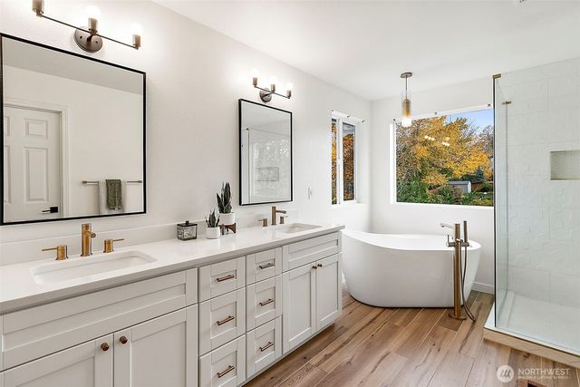 20024 SE 260th Place, Covington, WA 98042