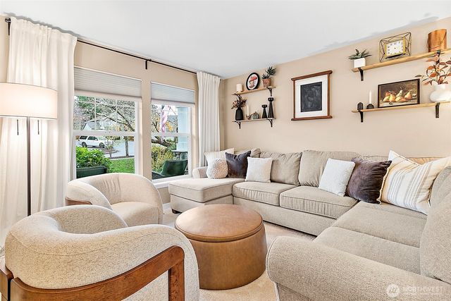 20024 SE 260th Place, Covington, WA 98042