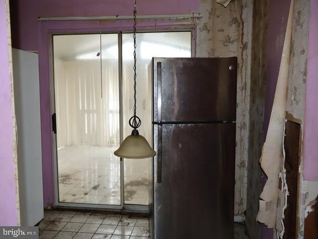 6709 CHANDLER AVE, Pennsauken, NJ 08110