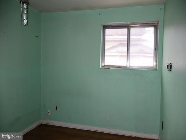 6709 CHANDLER AVE, Pennsauken, NJ 08110