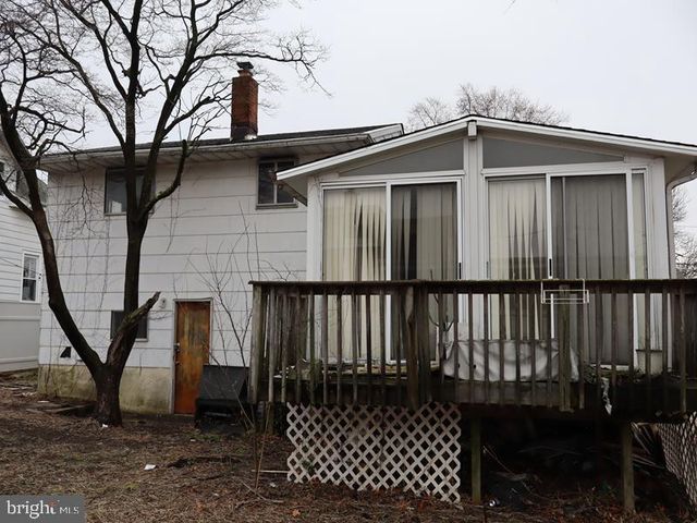 6709 CHANDLER AVE, Pennsauken, NJ 08110