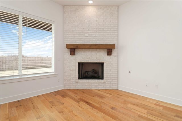 3521 E Avon Avenue, Springdale, AR 72764