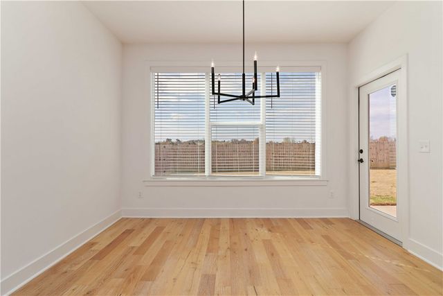 3521 E Avon Avenue, Springdale, AR 72764