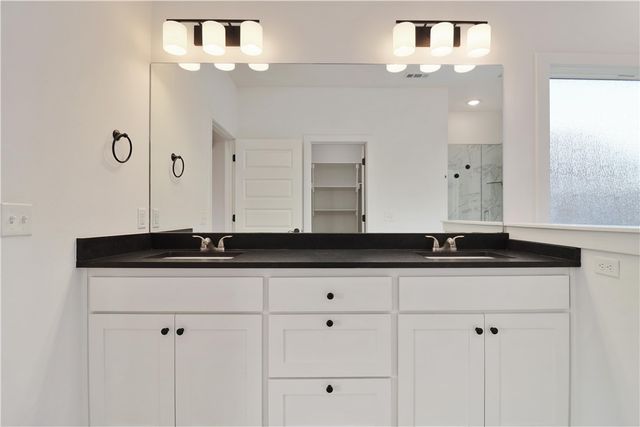 3521 E Avon Avenue, Springdale, AR 72764