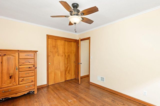 7623 39th AVENUE, Kenosha, WI 53142