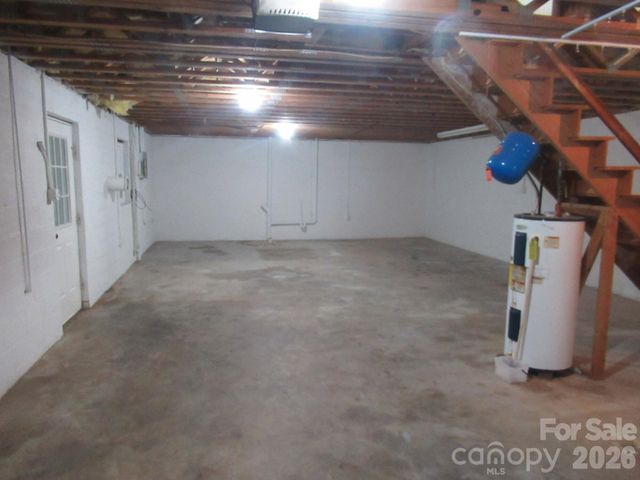1809 S Industrial Park Road, Lincolnton, NC 28092