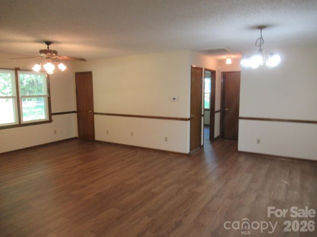 1809 S Industrial Park Road, Lincolnton, NC 28092