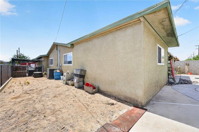 1713 Piute, Barstow, CA 92311