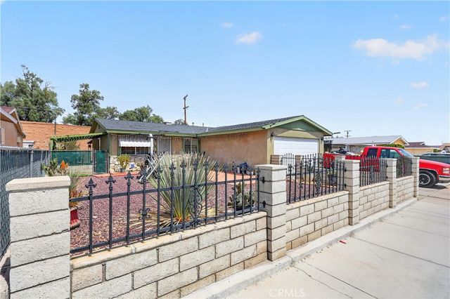 1713 Piute, Barstow, CA 92311